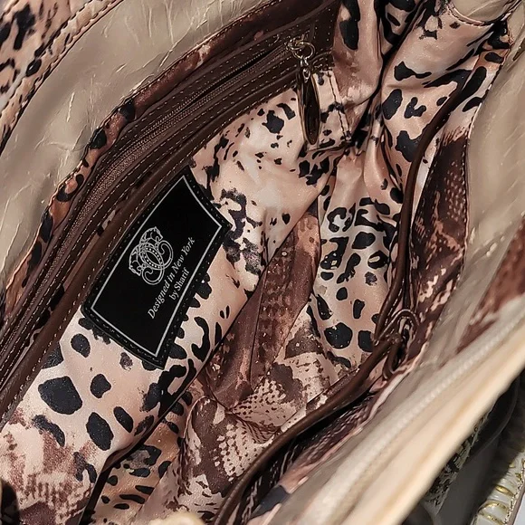 Beautifully Embroderided & Leather Sharif 1827 Satchel - Picture 11 of 14